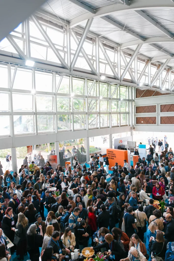 II Congresso Abepar reúne 650 educadores para discutir o lugar da escola na era da inteligência artificial