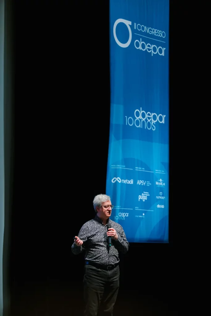 II Congresso Abepar reúne 650 educadores para discutir o lugar da escola na era da inteligência artificial